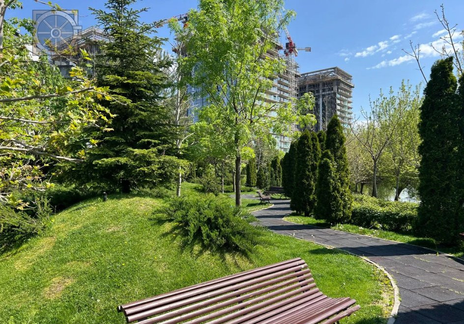 Spațiu Premium - Grădină 270 mp -