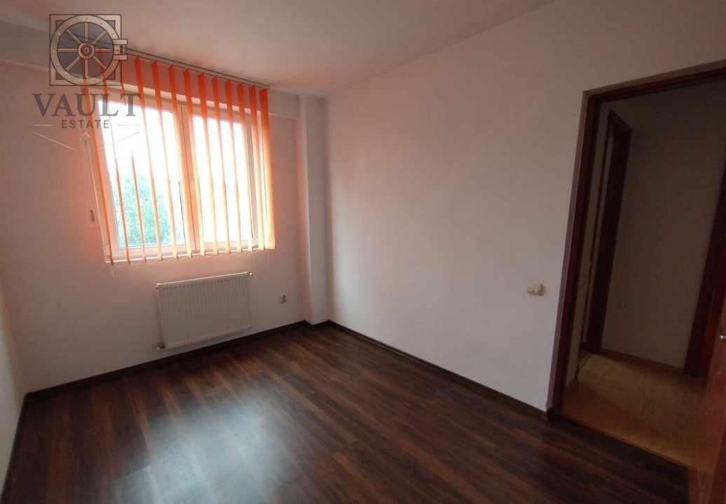 Apartament 3 camere / Semidecomandat / Militari