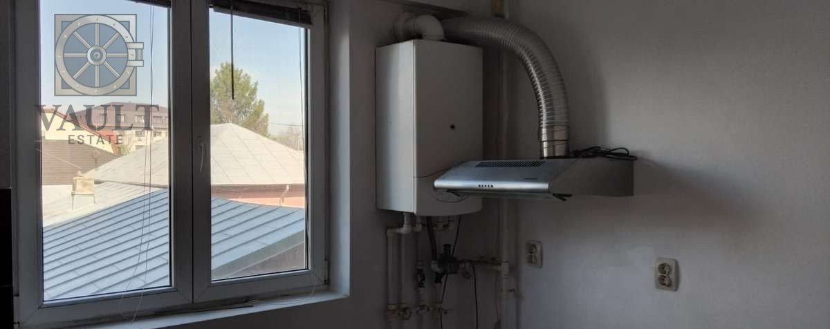 Apartament 3 camere / Semidecomandat / Militari