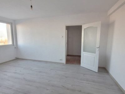 Apartament 2 camere / Decomandat / Gorjului