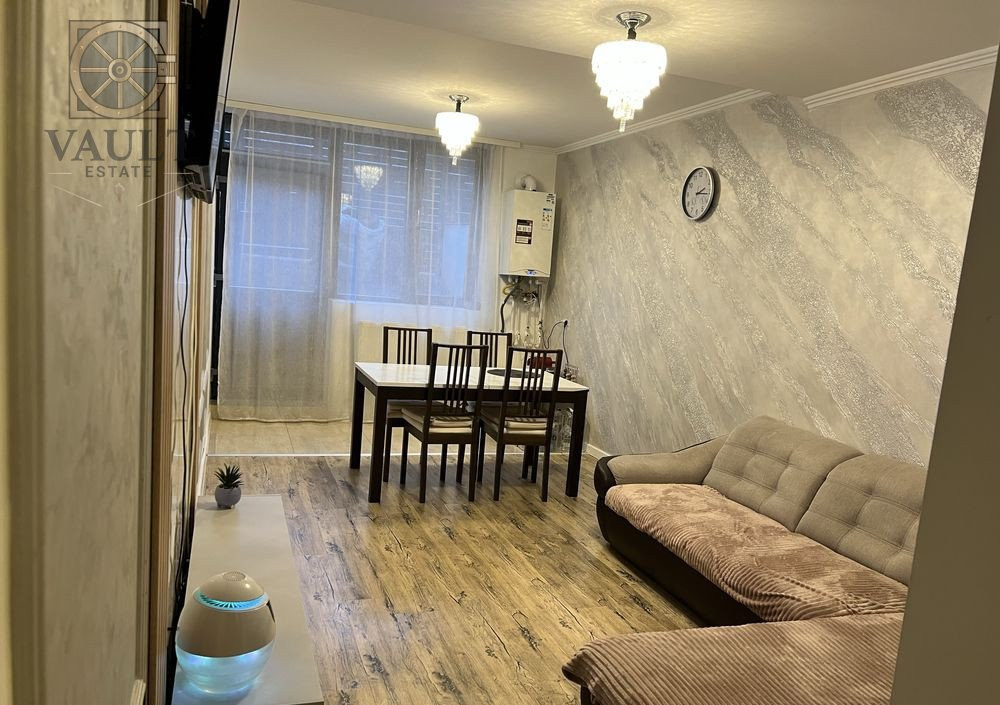 Apartament 2 camere 45 mp Decomandat Curte proprie Demisol - Jiului