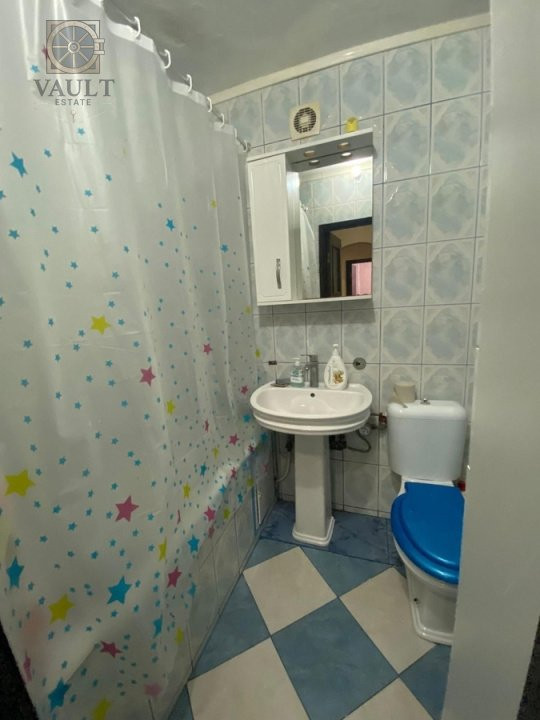 APARTAMENT 4 CAMERE- DECOMANDAT- CENTRALA PROPRIE-BRANOCVEANU