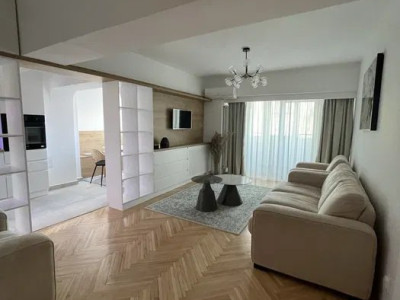 Apartament 2 Camere -Renovat- Bld.Unirii-Rond Alba Iulia