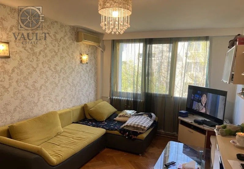 Apartament 3 camere - zona Drumul Taberei