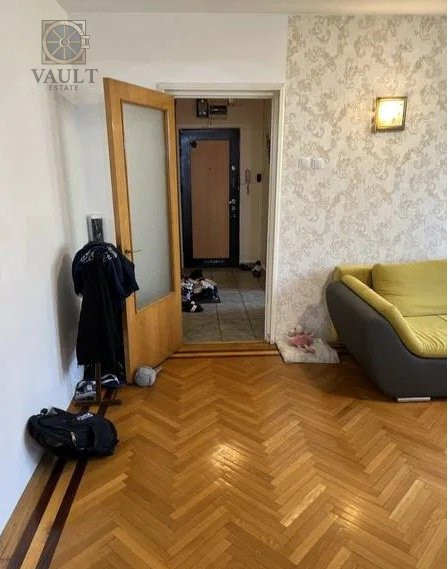 Apartament 3 camere - zona Drumul Taberei