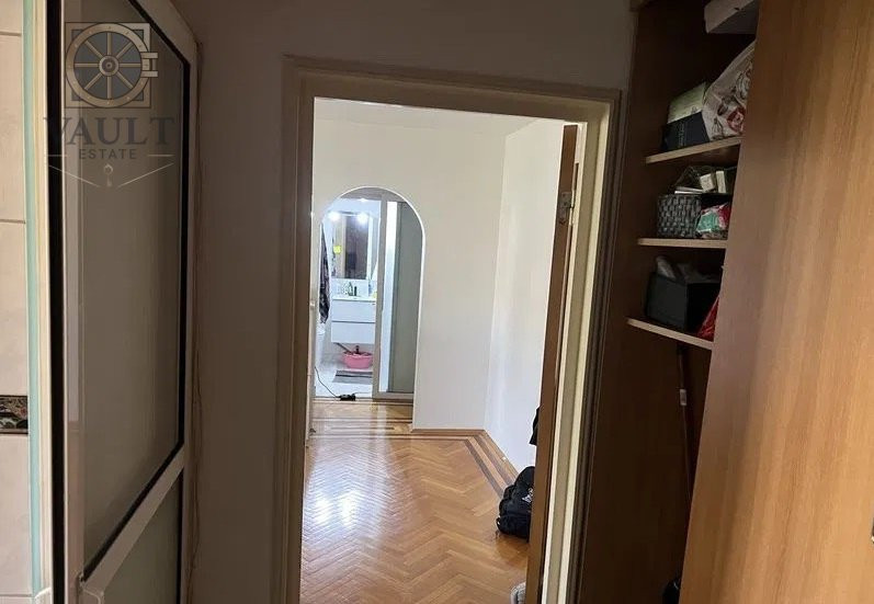 Apartament 3 camere - zona Drumul Taberei