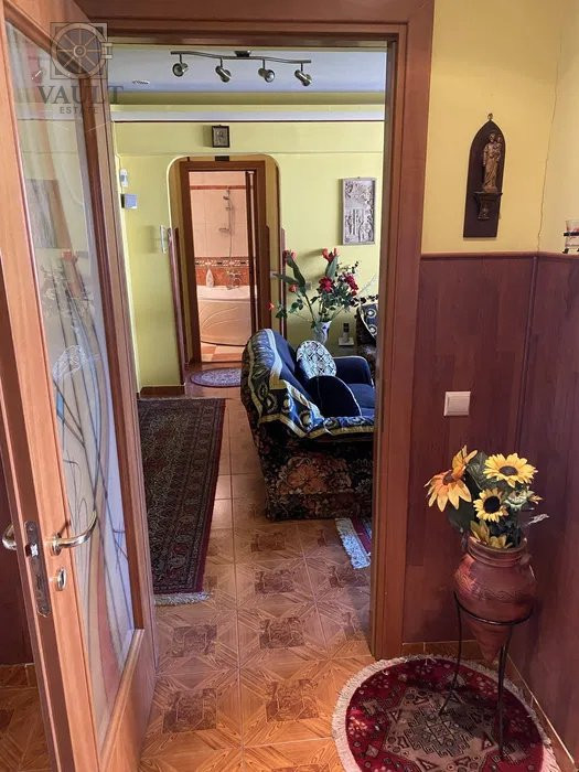 Apartament 2 camere balcon 8mp- Stefan Cel Mare/Aurel Vlaicu