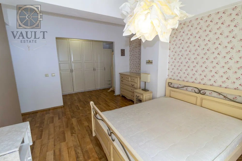 Apartament 3 camere-2 locuri parcare-centrala proprie-Straulesti
