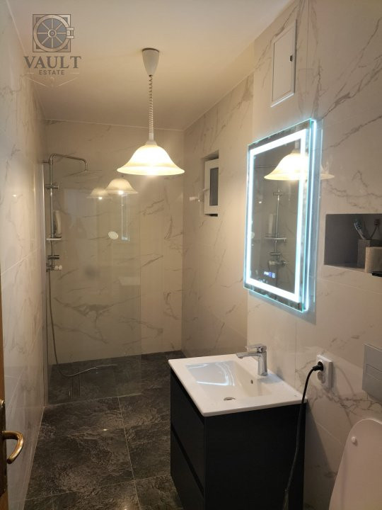 Apartament 2 Camere - Decomandat - Vedere la Dambovita - Splaiul Unirii