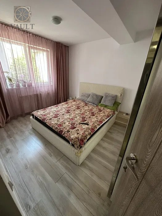 3 camere-Etaj 1-Mobilat Utilat-Metalurgiei