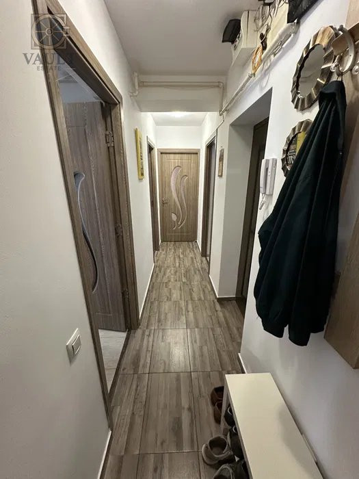 3 camere-Etaj 1-Mobilat Utilat-Metalurgiei