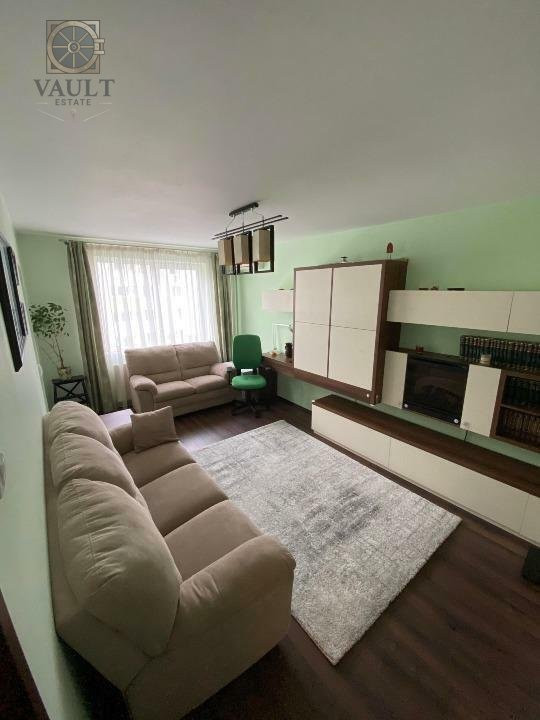 Apartament 3 camere- 1983- decomandat-2 bai-plan ll- Bd. Chisinau 