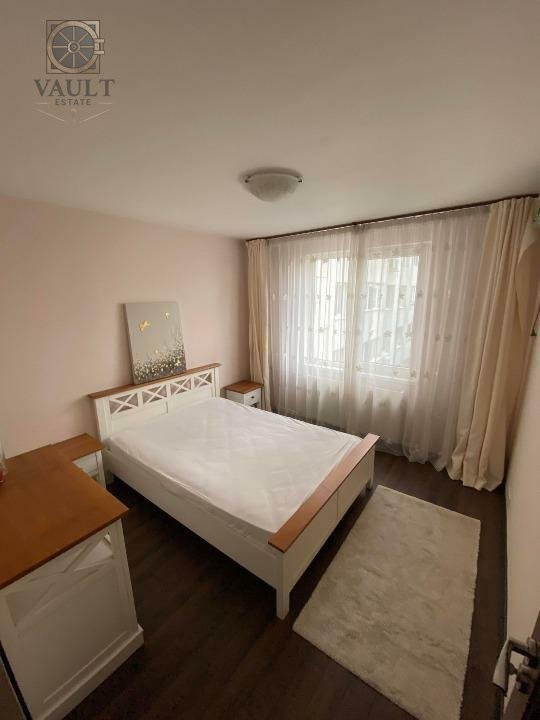 Apartament 3 camere- 1983- decomandat-2 bai-plan ll- Bd. Chisinau 