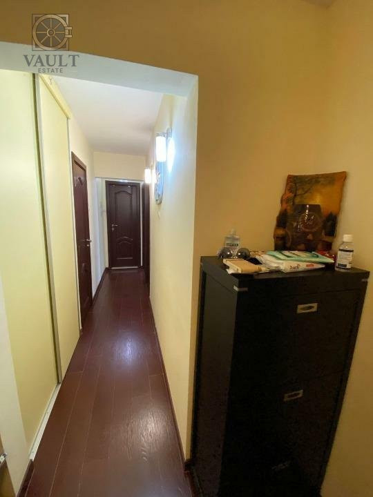 Apartament 3 camere- 1983- decomandat-2 bai-plan ll- Bd. Chisinau 