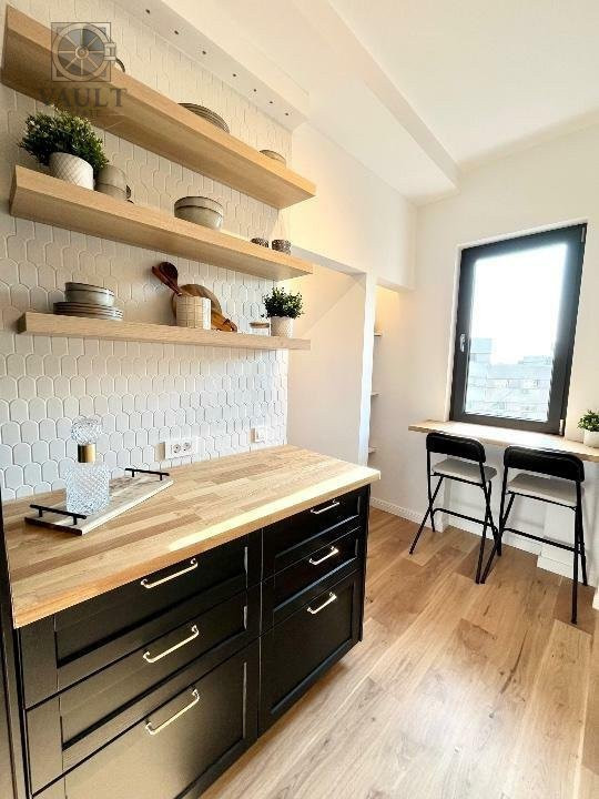 Apartament 3 camere - Semidecomandat / Langa Universitate