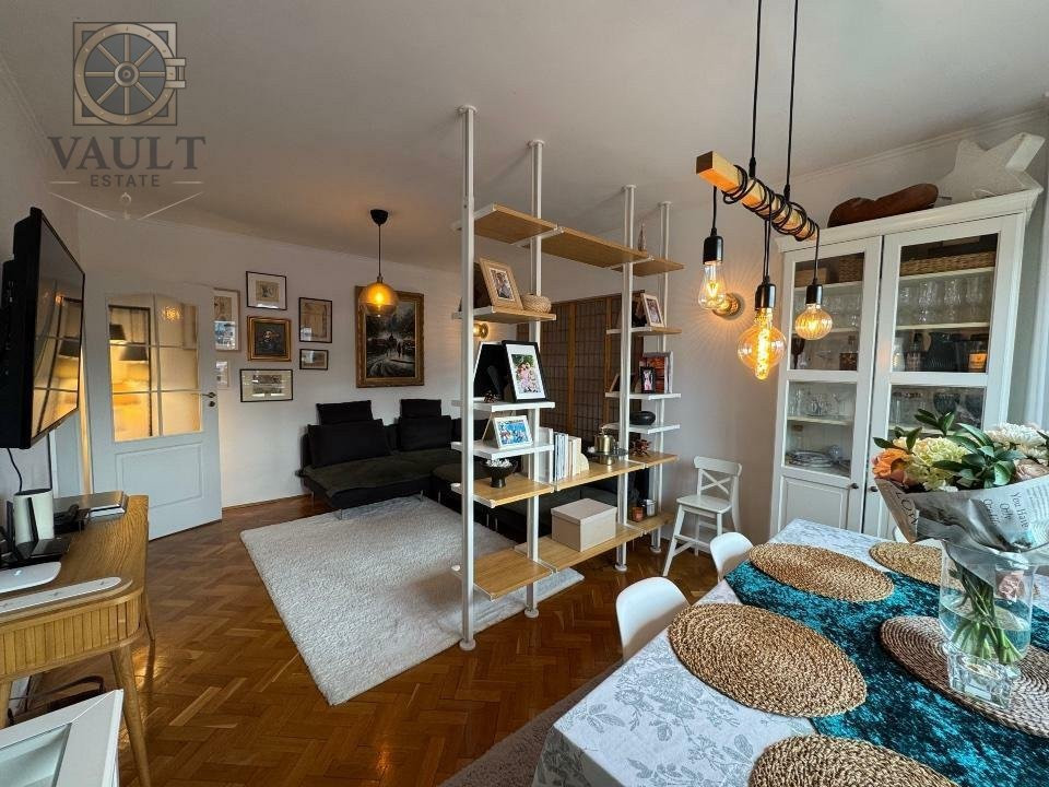 Apartament 5 camere decomandat 110mp Unirii