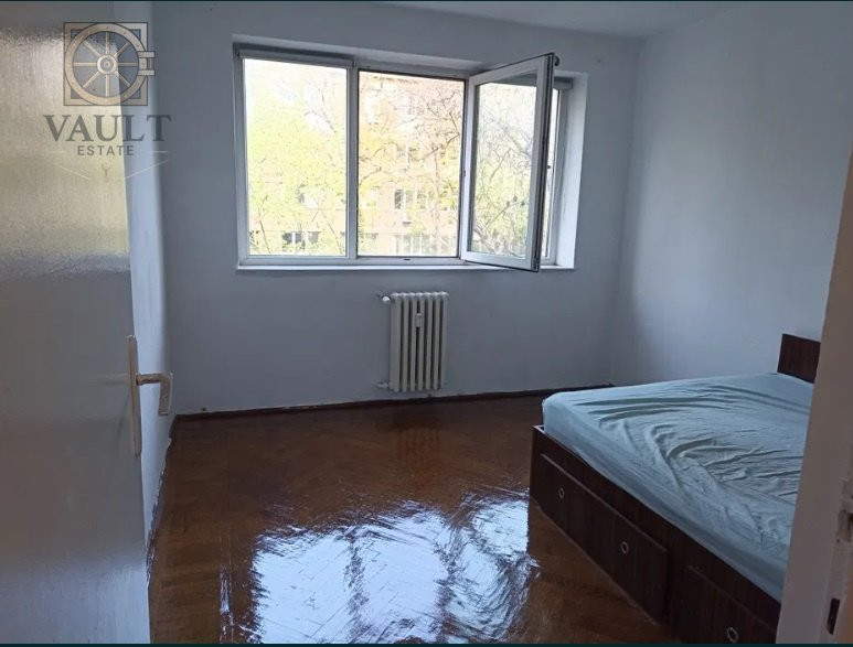 Apartament 3 camere - ETAJ 2 - zona CRANGASI 