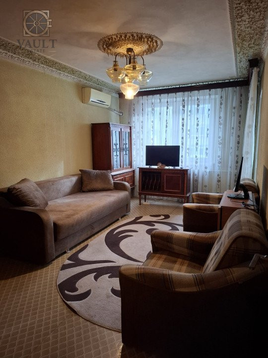 Apartament 4 camere / An 1985 / Zona Crangasi