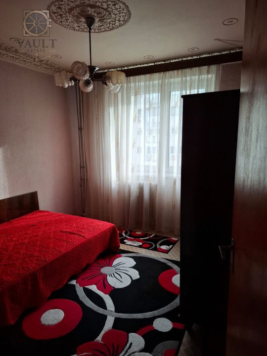 Apartament 4 camere / An 1985 / Zona Crangasi