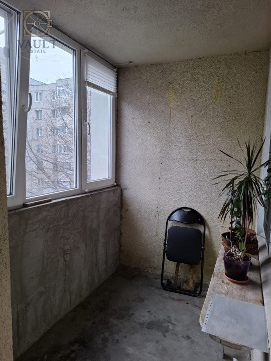 Apartament 4 camere / An 1985 / Zona Crangasi