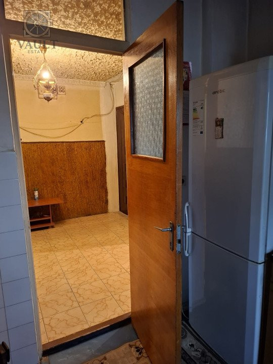 Apartament 4 camere / An 1985 / Zona Crangasi