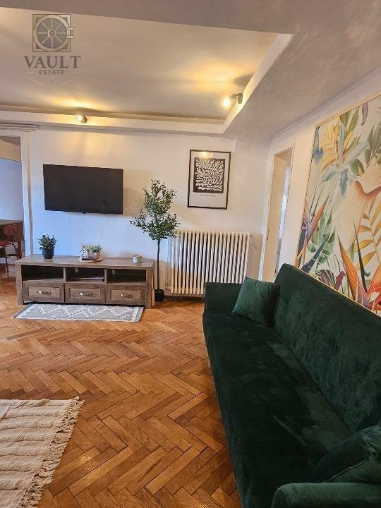 Apartament 3 camere / La Casa / Calea Victoriei