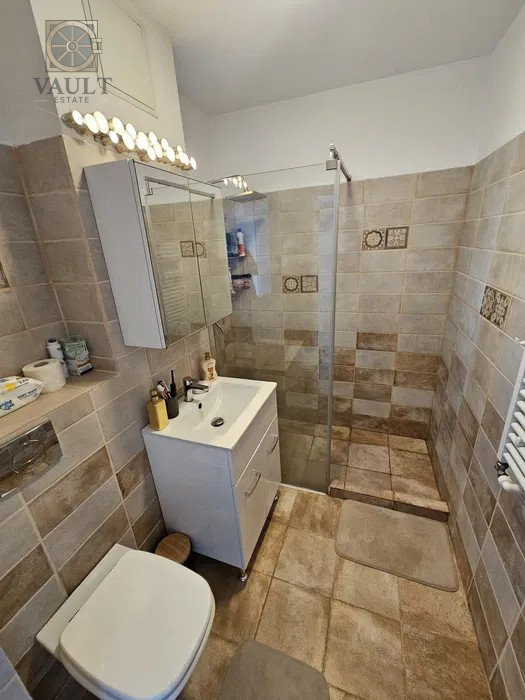 Apartament 3 camere / Decomandat/ Langa Metrou "Valea Ialomitei"