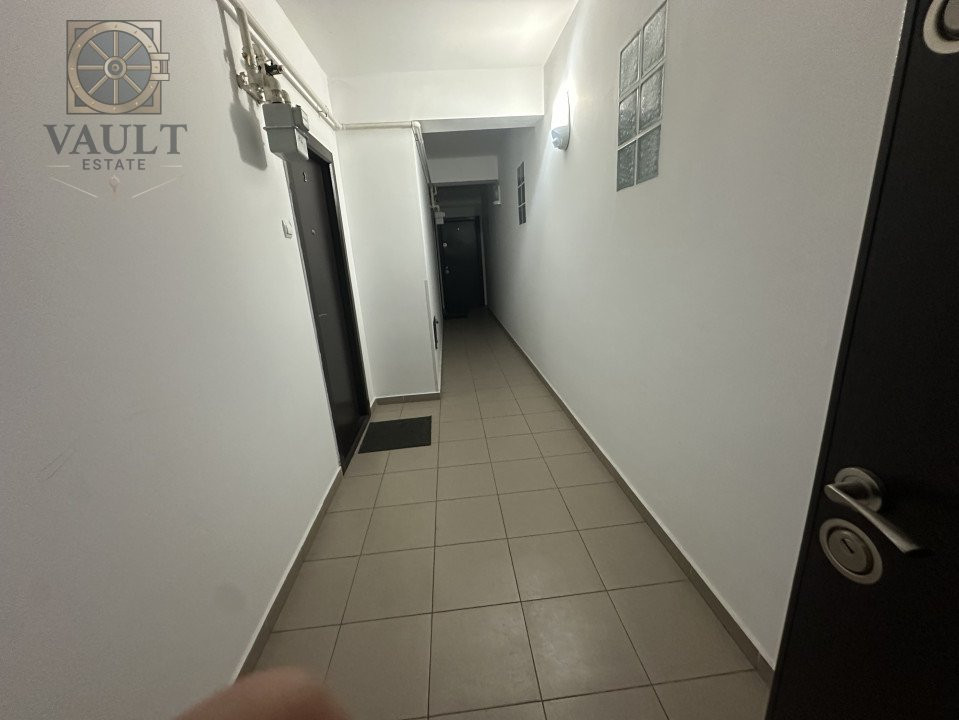 Imobil cu12 unitati-8 apartamente-2 garsoniere și 2 apartamente la mansardă 