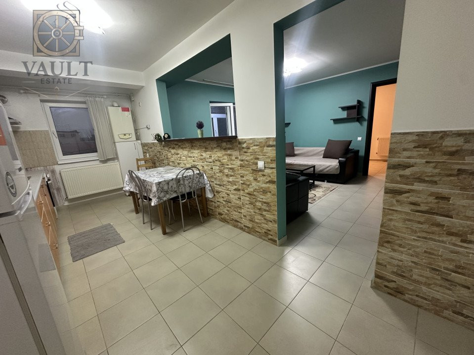 Imobil cu12 unitati-8 apartamente-2 garsoniere și 2 apartamente la mansardă 