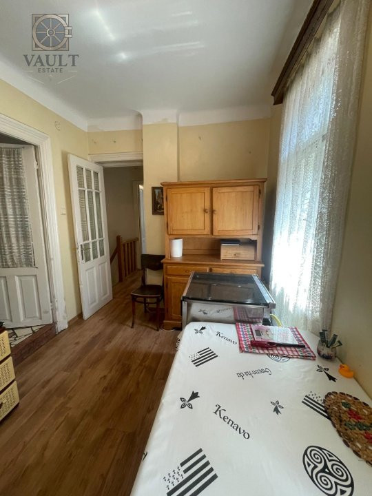 Casa individuală 3 camere - Parcul Carol - Ultracentral 
