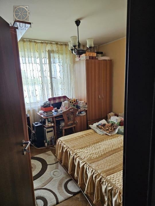 Apartament 2 camere bloc anvelopat - Piata Sudului