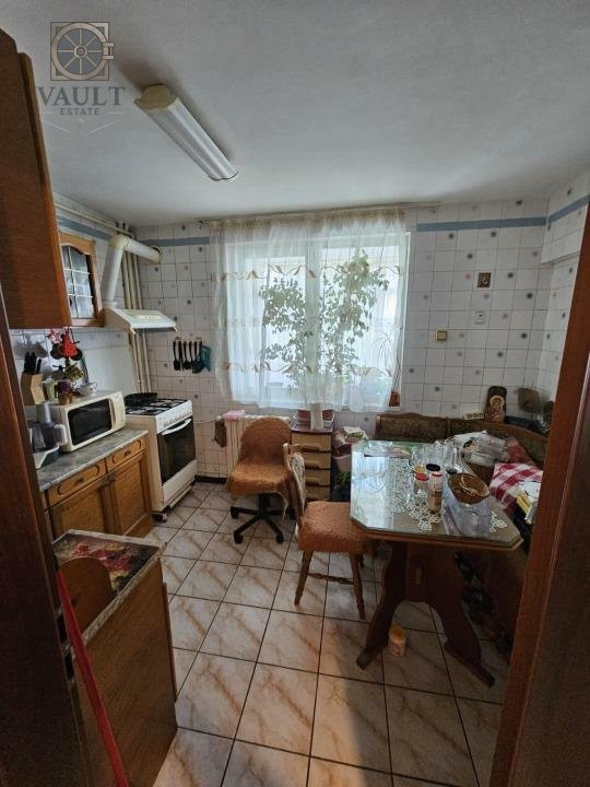 Apartament 2 camere bloc anvelopat - Piata Sudului