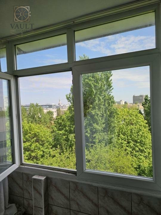 Apartament 2 camere bloc anvelopat - Piata Sudului