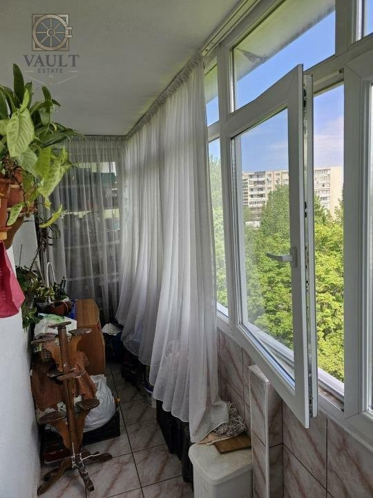 Apartament 2 camere bloc anvelopat - Piata Sudului