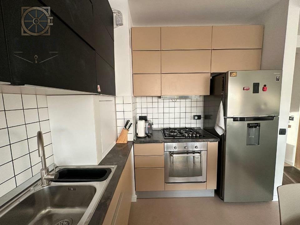 APARTAMENT TIP DUPLEX, 3 CAMERE, METROU DRISTOR