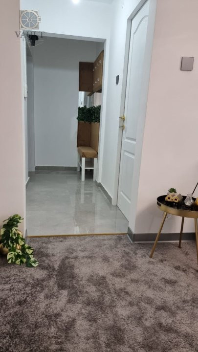 2 Camere  Modern-Mobilat Utilat-Etaj 1-Piata Resita