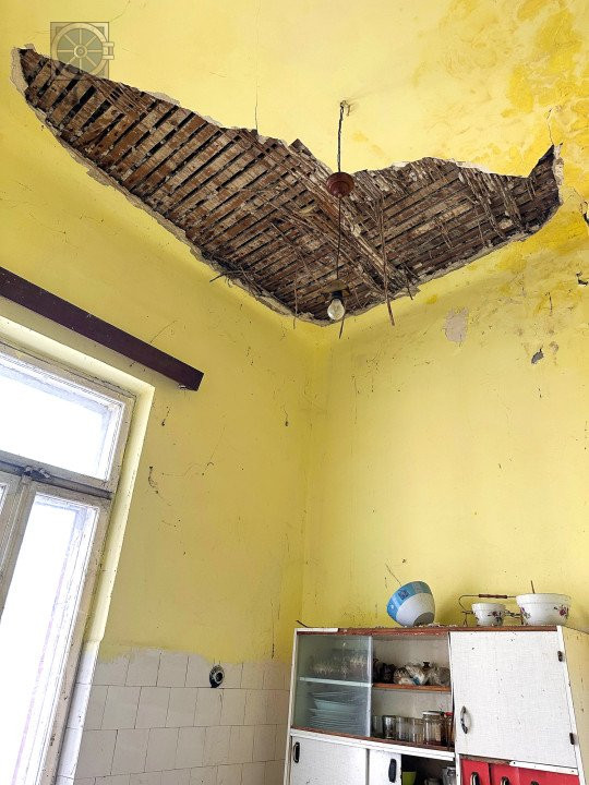 Casa 3 camere zona Dacia-Armenesca- Mosilor