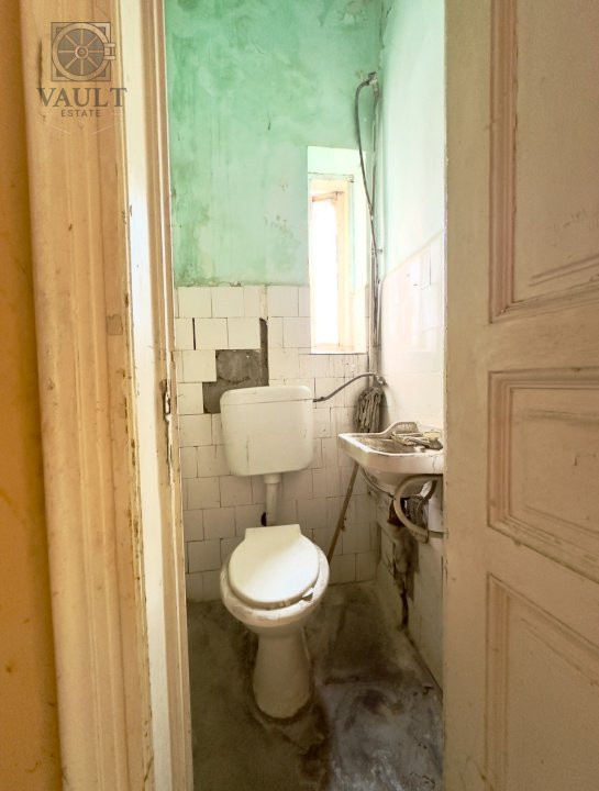 Casa 3 camere zona Dacia-Armenesca- Mosilor