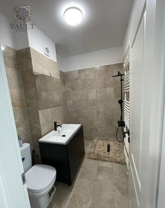 STUDIO / PRETABIL PENTRU A FI UTILIZAT CA SPATIU COMERCIAL / EXIGENT PLAZA