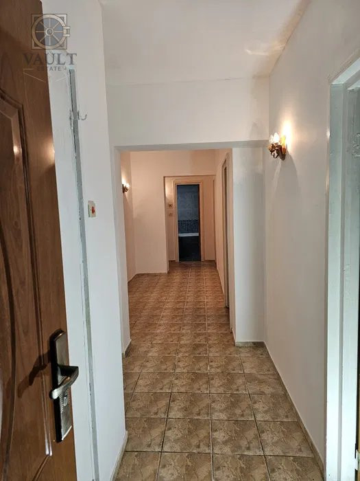 Apartament 3 camere- Decomandat- Titulescu -Piata Victoriei