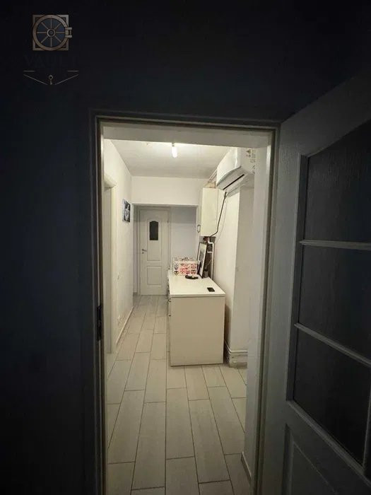 APARTAMENT 3 CAMERE-RENOVAT COMPLET-CENTRALA PROPRIE-ETAJ 1-LUJERULUI