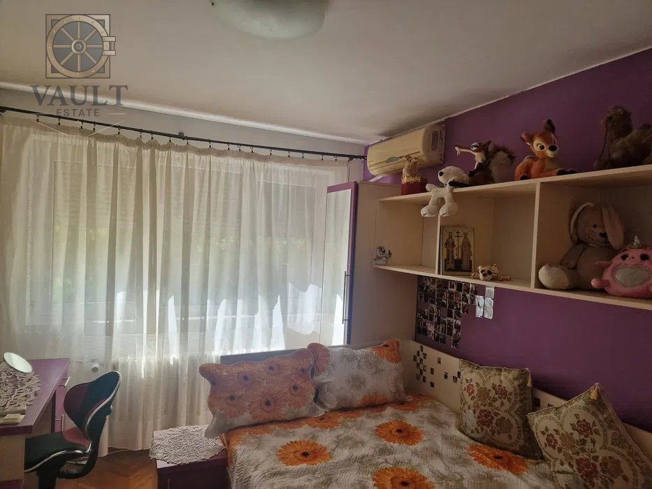 Apartament 3 camere- decomandat- Aliorului