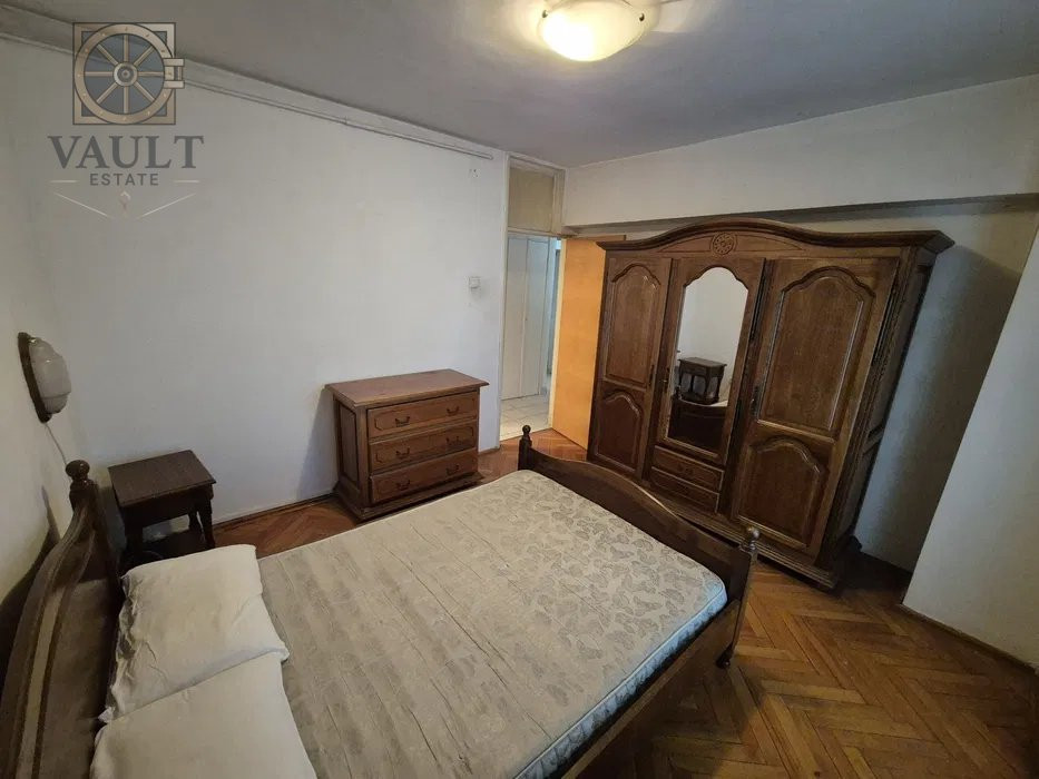 2 camere- ROND ALBA IULIA-decomandat