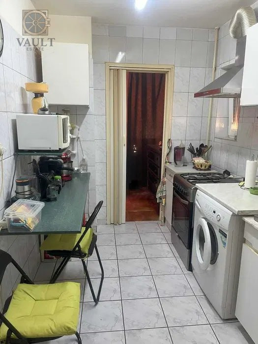 APARTAMENT 2 CAMERE - DECOMANDAT - PARCUL TITANII