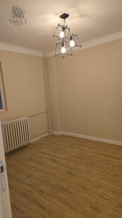 Apartament 2 Camere - 2 Bai- Decomandat - An 1982 - Chisinau -