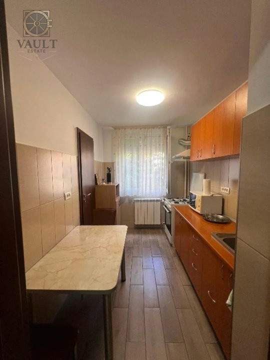 Apartament 3 camere - 9 minute pana la Metrou -1 Decembrie 1918-65.7 MP