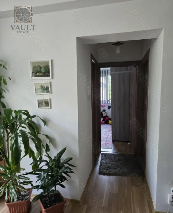 Apartament 3 camere Drumul Taberei-Centrala Proprie-Boxa la Subsol