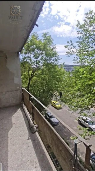 Apartament 2 camere Calea Giulesti-Necesita renovare integrala