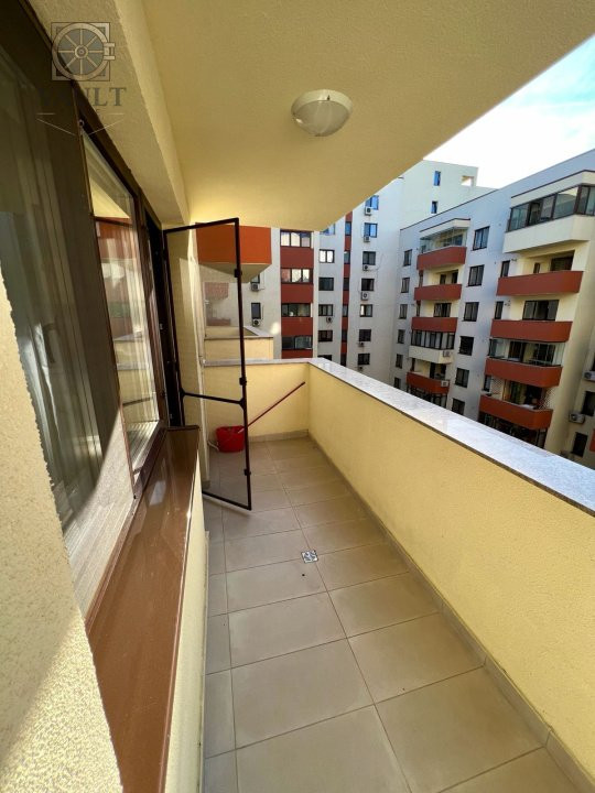 APARTAMENT 2 CAMERE DECOMANDAT 80 MP CU TERASA - CENTRALA PROPRIE - AVIATIEI