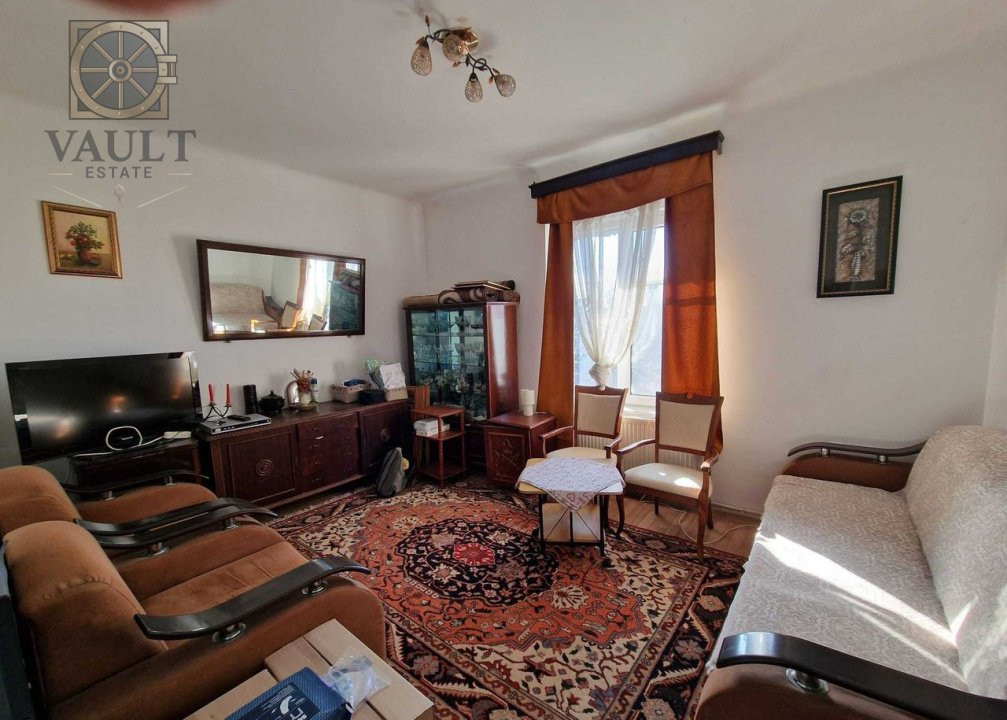 APARTAMENT 2 CAMERE DECOMANDAT - CENTRALA PROPRIE - DAMAROAIA